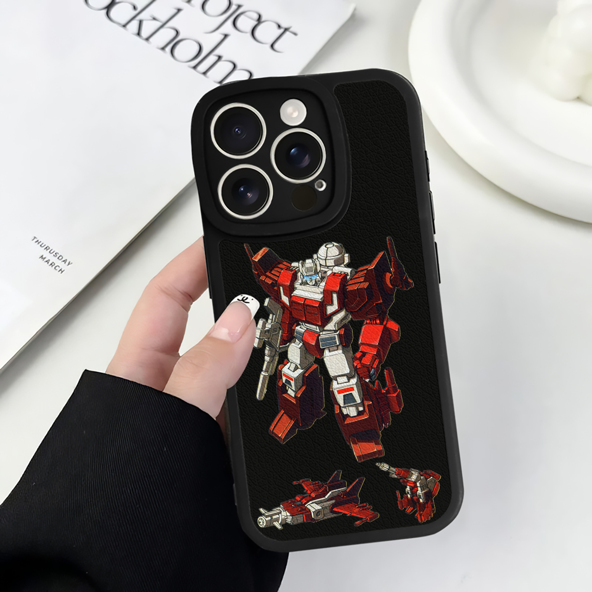 （画像用）  【iPhone 16シリーズ対応】シリコンスマホケース（レザー調） 材質：シリコン